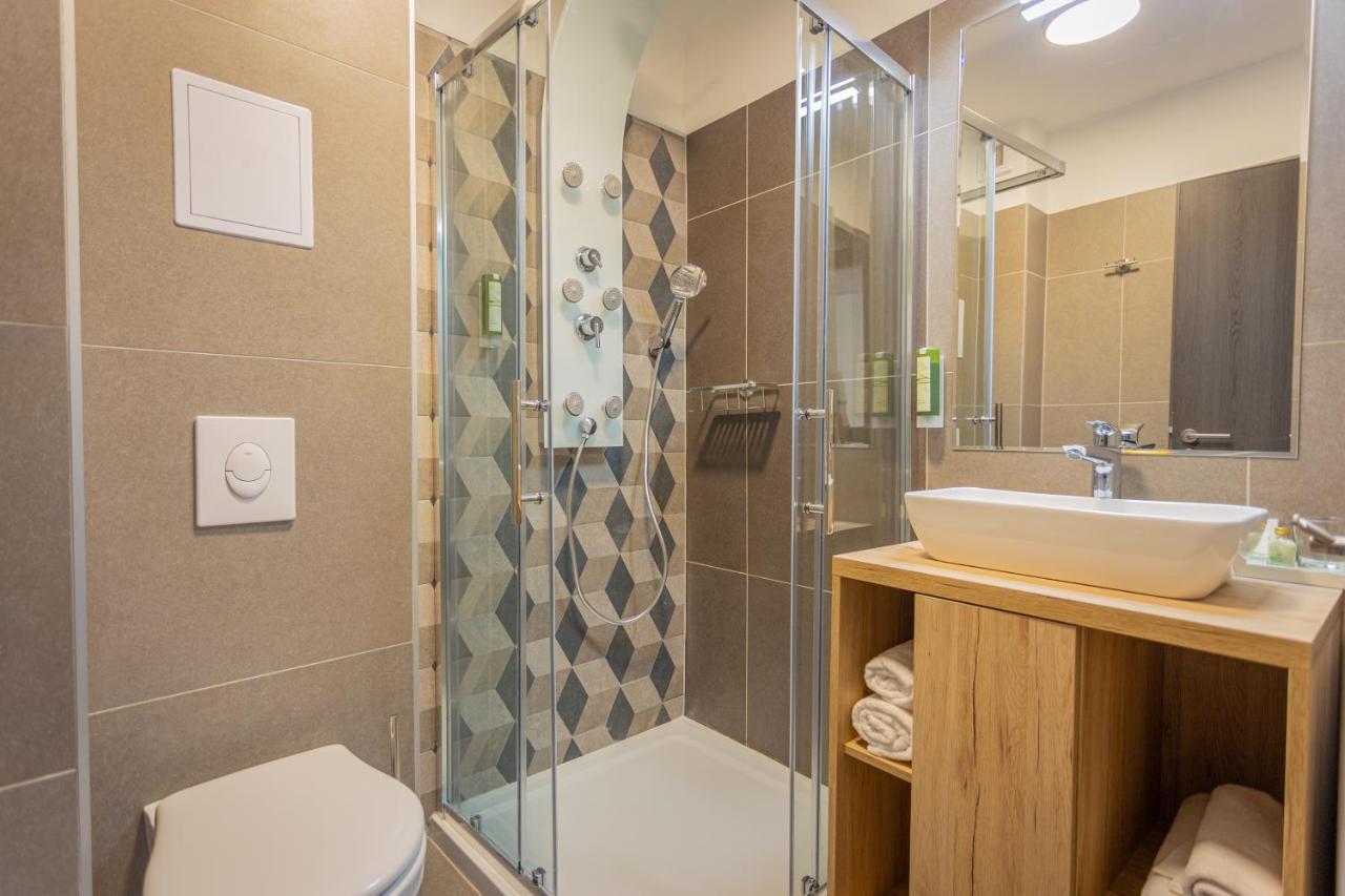 Viktoria Apartman Gyula Extérieur photo