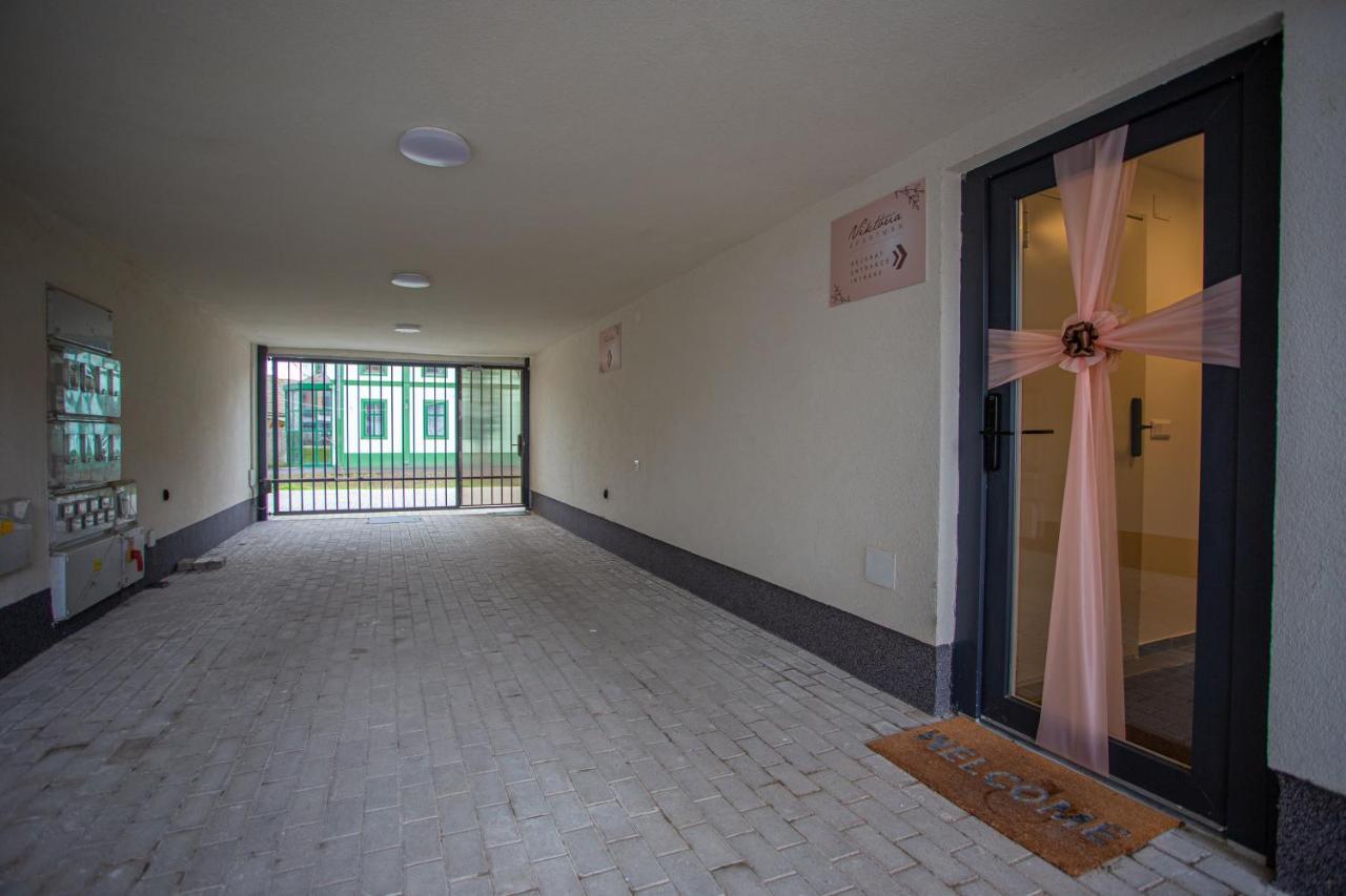 Viktoria Apartman Gyula Extérieur photo